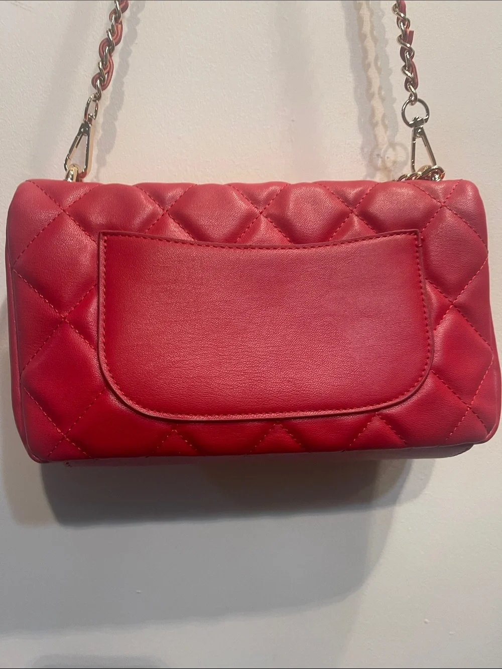 Badgley Mischka NWT Red Quilted Chain Shoulder Bag or hand purse with gold & red